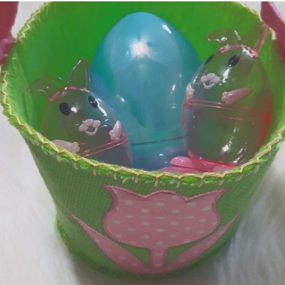 Lime Easter Basket with Pink Flower Apilque-Burlap Canvas Material - Picture 3 of 9